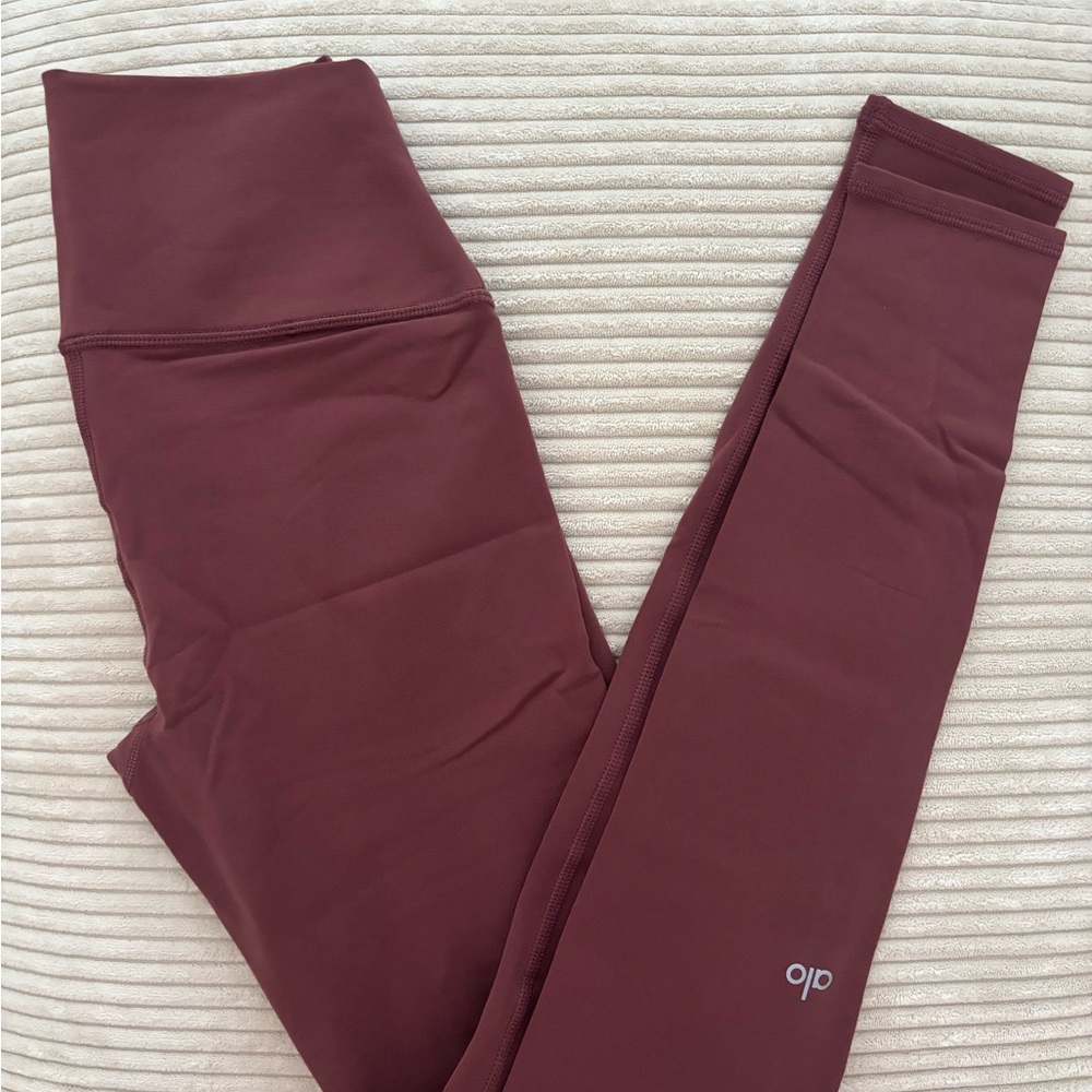 Alo Yoga Plum Leggings